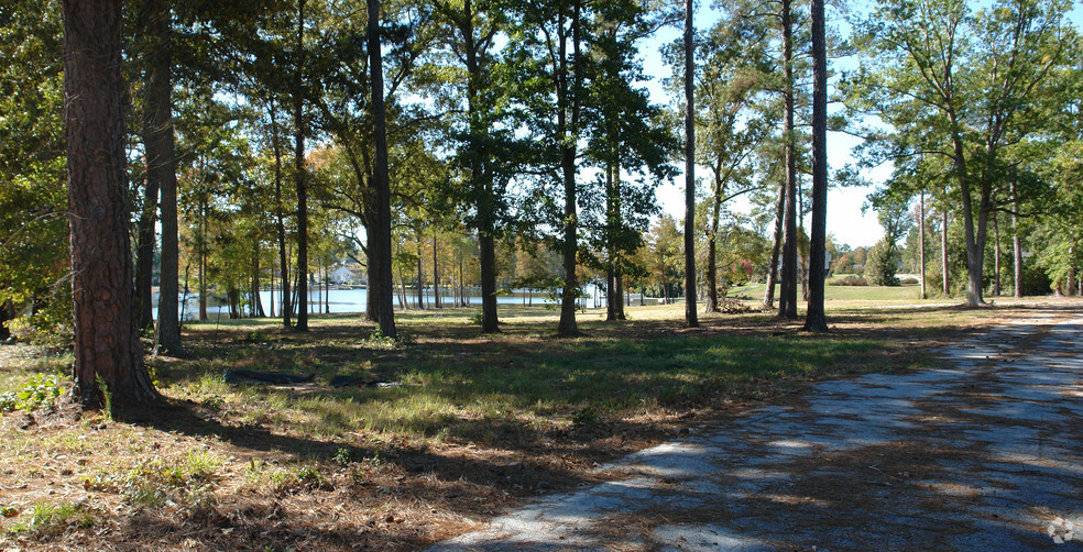 3654 Us-301 Hwy, Smithfield, NC for sale - Primary Photo - Image 1 of 1