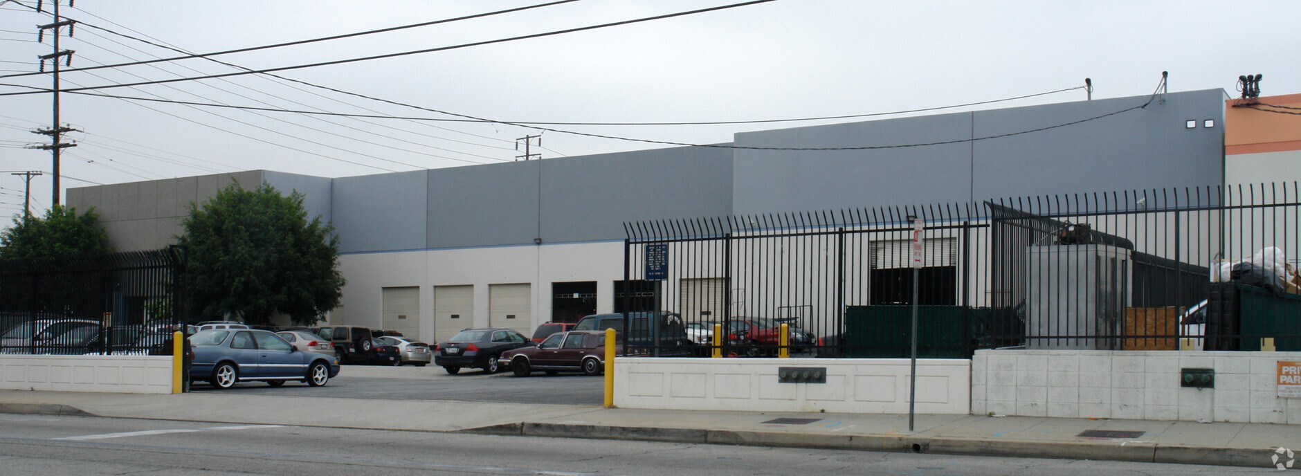 3388 Fruitland Ave, Los Angeles, CA 90058 Property Record