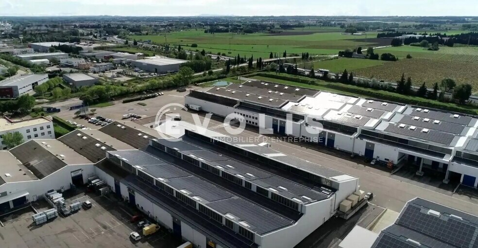 Office in Nîmes for lease - Aerial - Image 1 of 9