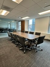 2 N Riverside Plz, Chicago, IL for lease Interior Photo- Image 2 of 8