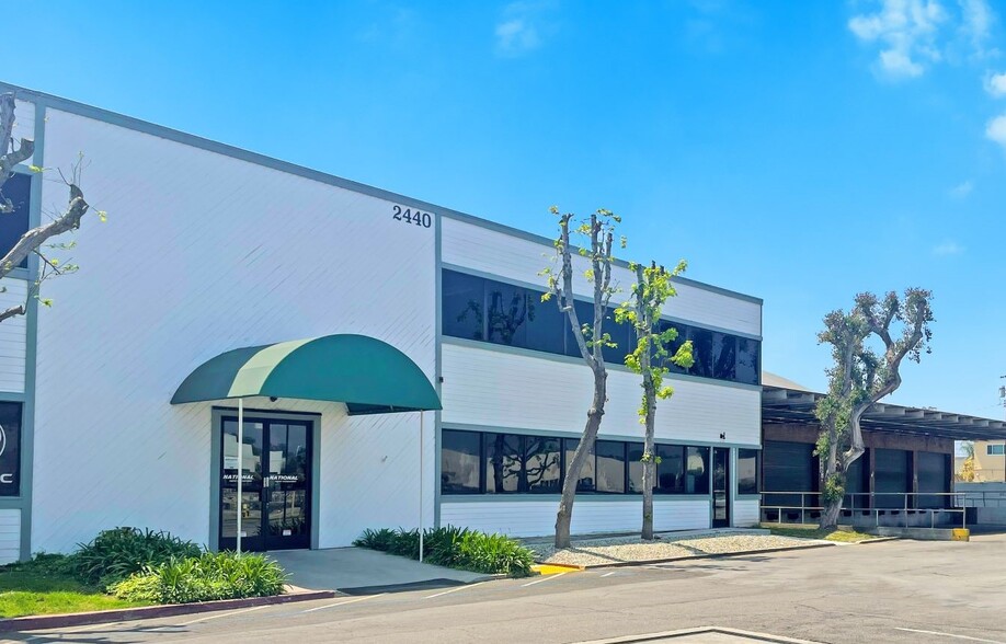 2430-2440 W Artesia Blvd, Fullerton, CA for sale - Primary Photo - Image 1 of 1