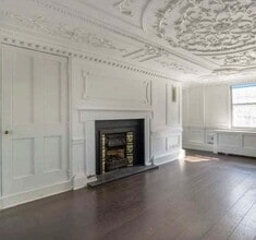 52 High St, Kingston Upon Thames for sale Interior Photo- Image 2 of 2