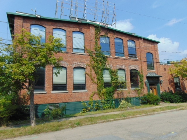 930 Meadow Ave, Scranton, PA for sale Primary Photo- Image 1 of 1