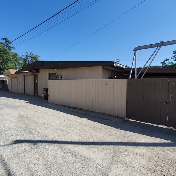 258 E 5th St, Beaumont, CA for sale - Building Photo - Image 3 of 11