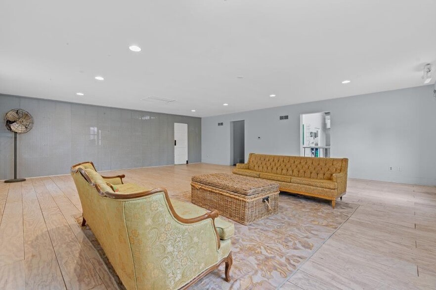 505 MO-273 Highway, Tracy, MO for sale - Building Photo - Image 3 of 24