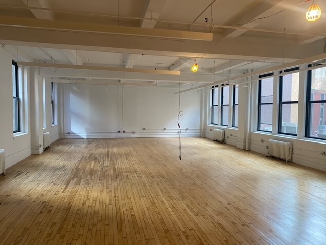 15 W 26th St, New York, NY for lease Interior Photo- Image 1 of 2