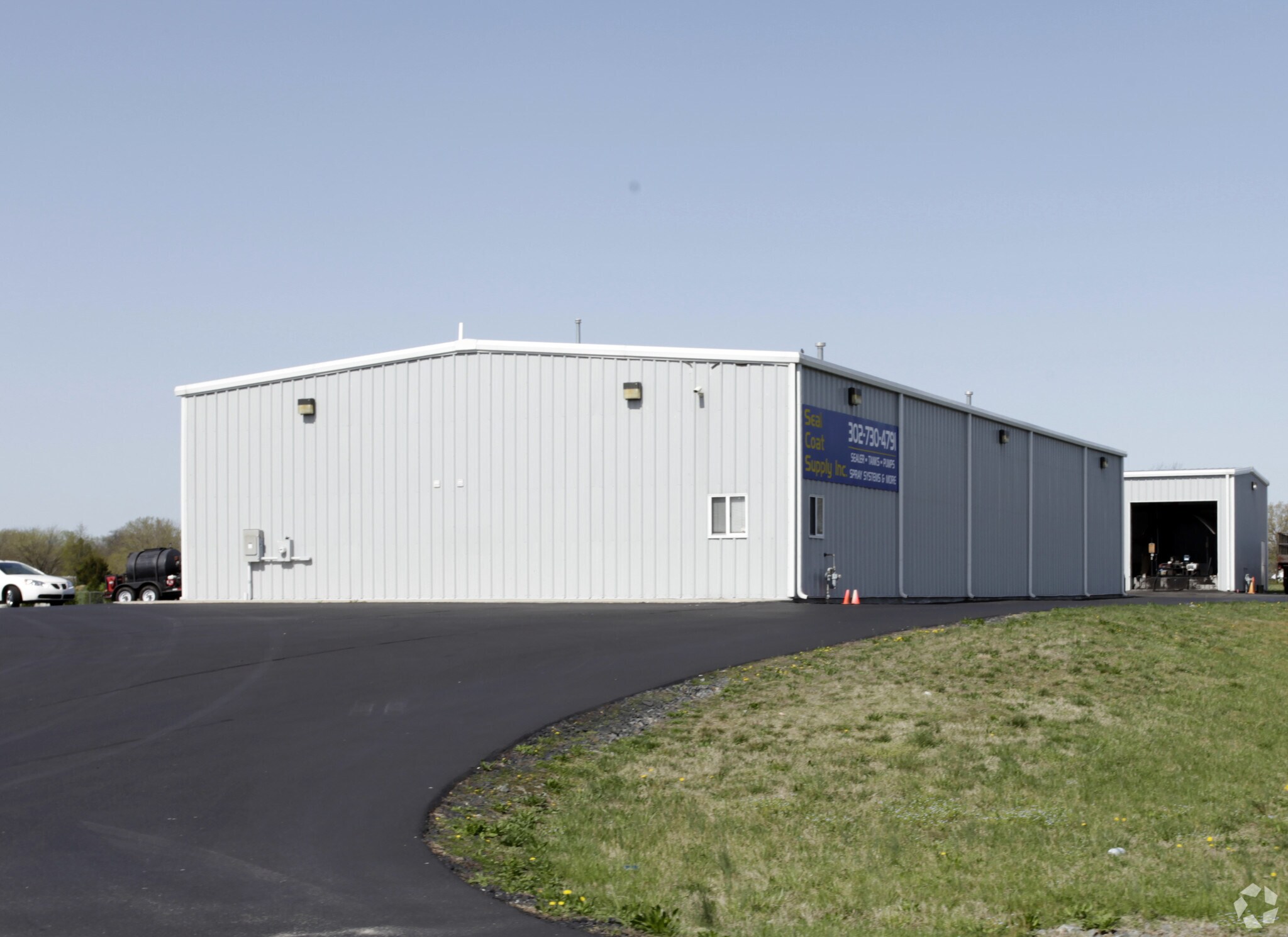 60 Twin Oaks Rd, Dover, DE for sale Primary Photo- Image 1 of 1