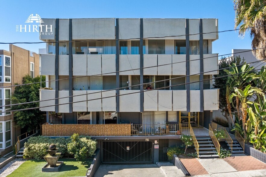 1627 N Poinsettia Pl, Los Angeles, CA for sale - Building Photo - Image 3 of 23