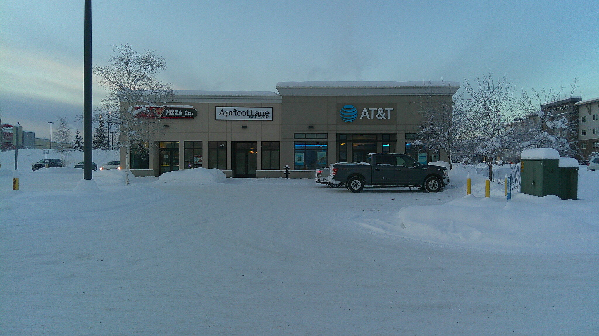 407-409 Merhar Ave, Fairbanks, AK for lease Building Photo- Image 1 of 19