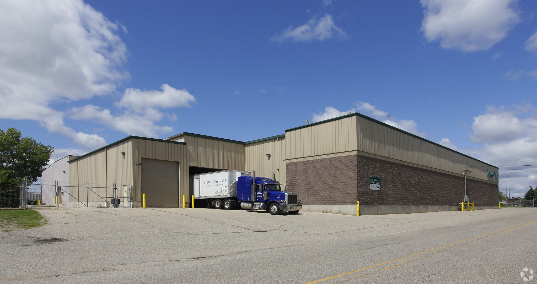 1601 Steele Ave SW, Grand Rapids, MI for sale Primary Photo- Image 1 of 1