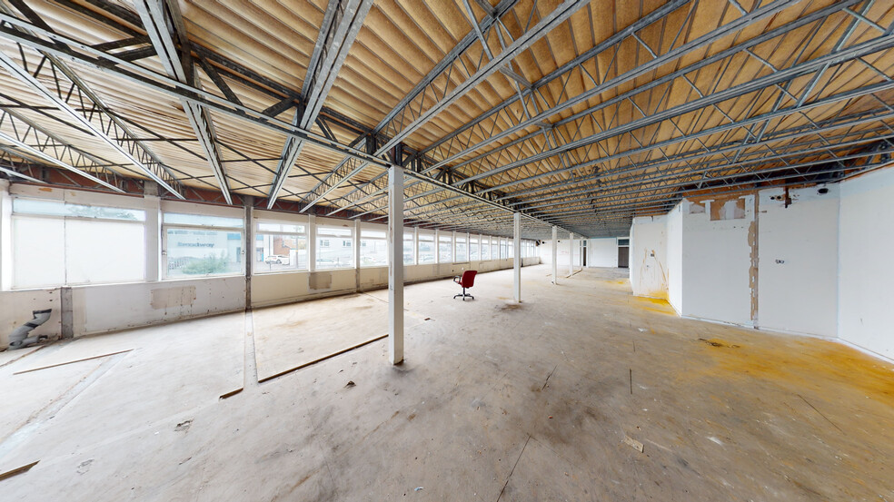 7-11 Knapps Ln, Bristol for lease - Matterport 3D Scan - Image 3 of 24