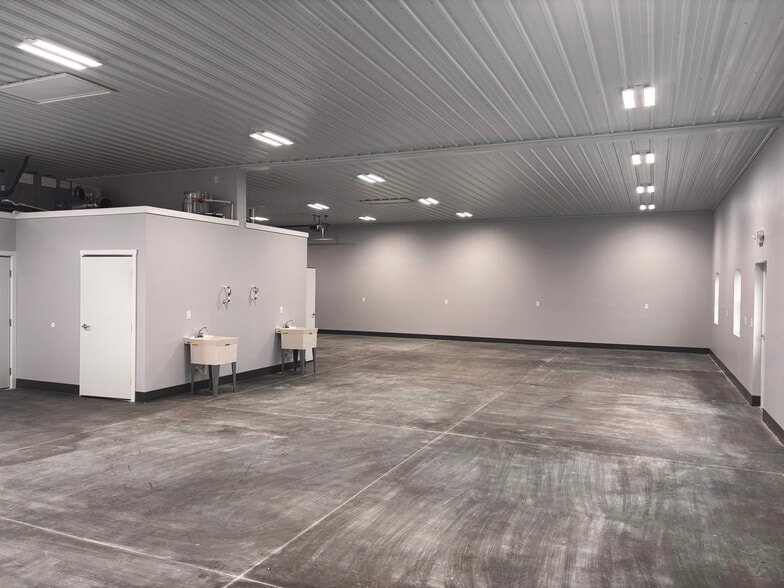 1401 Amy Ln, Franklin, IN for lease - Building Photo - Image 2 of 10