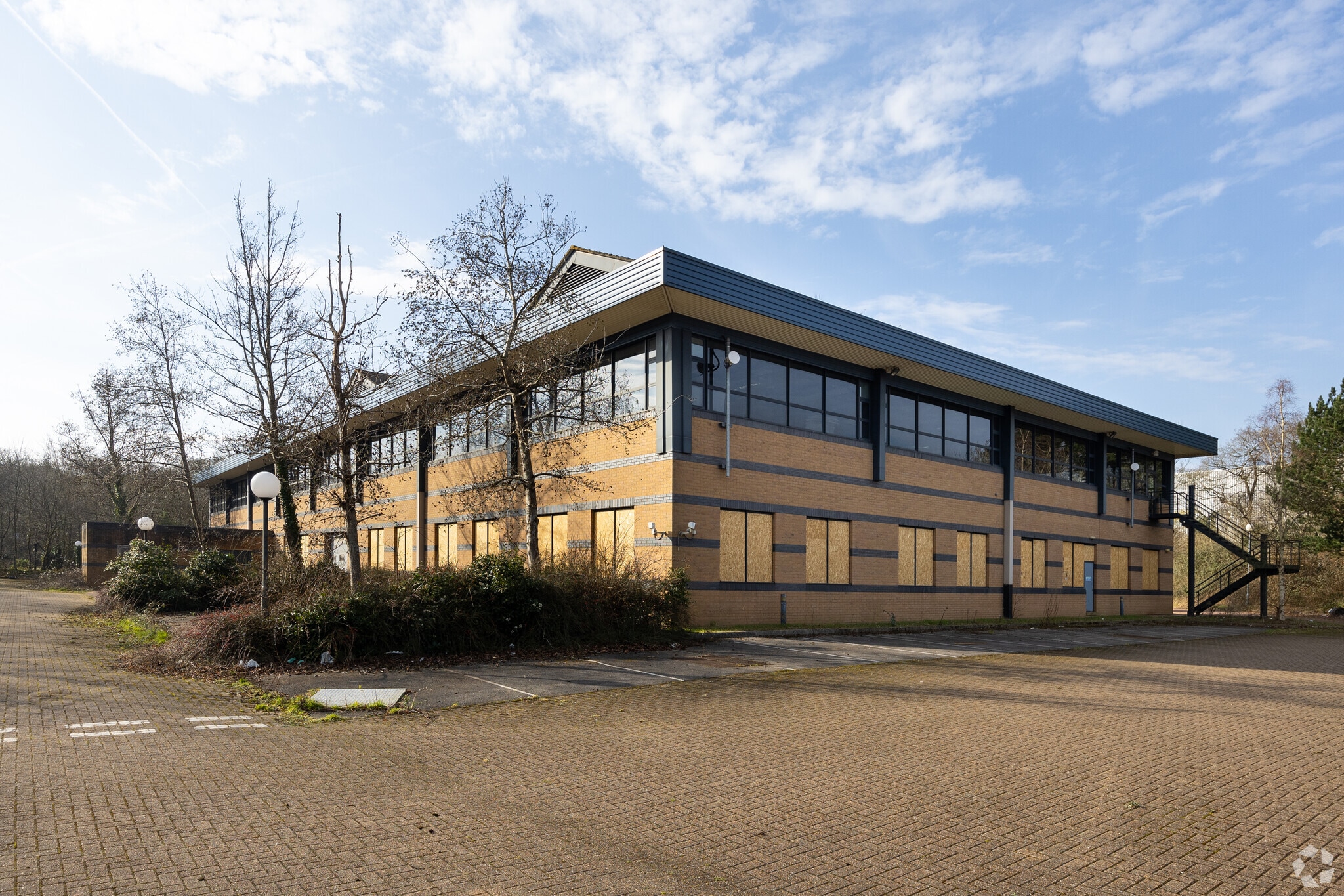 Bartley Way, Hook for sale Primary Photo- Image 1 of 1