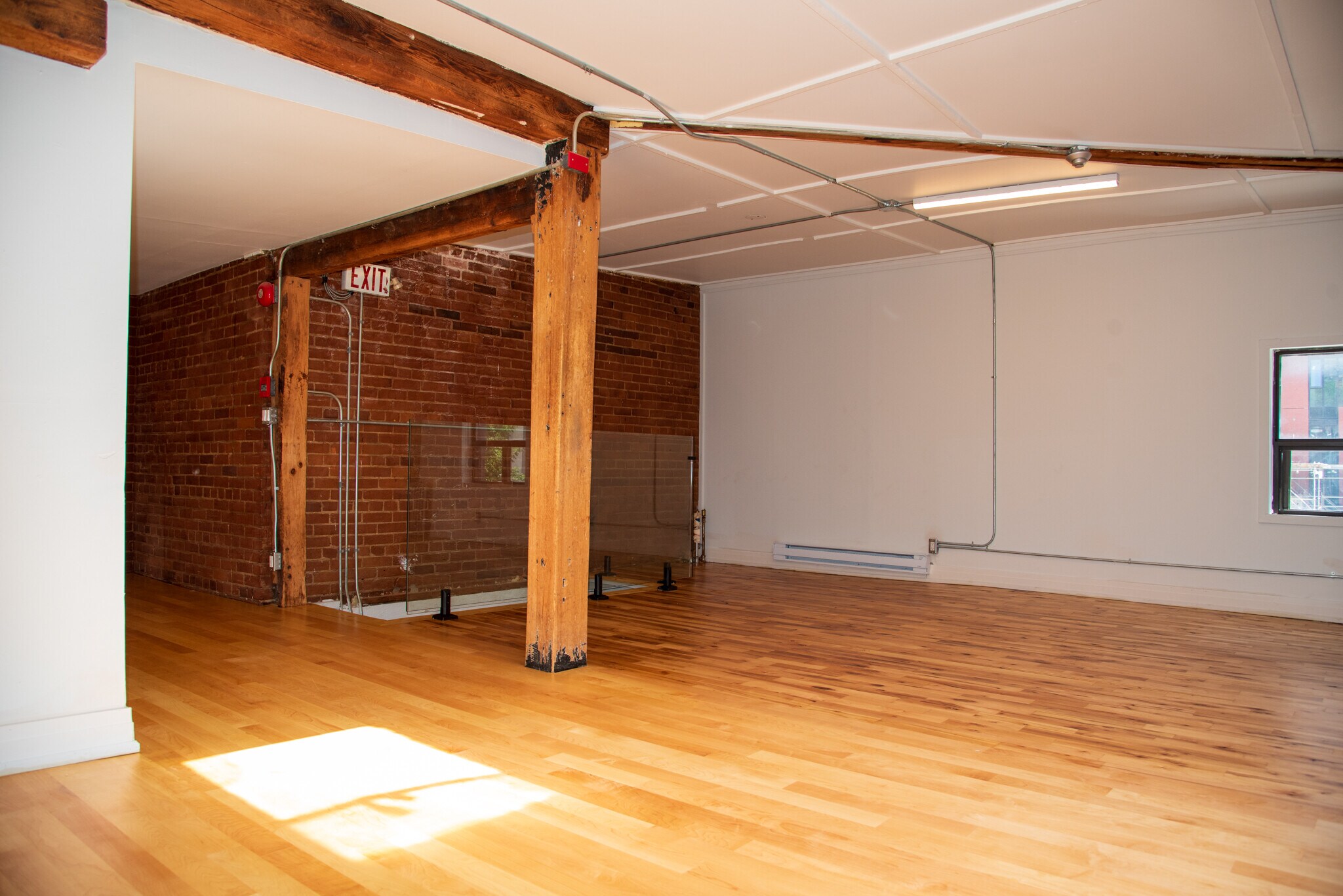 531 Yonge St, Toronto, ON for lease Interior Photo- Image 1 of 8