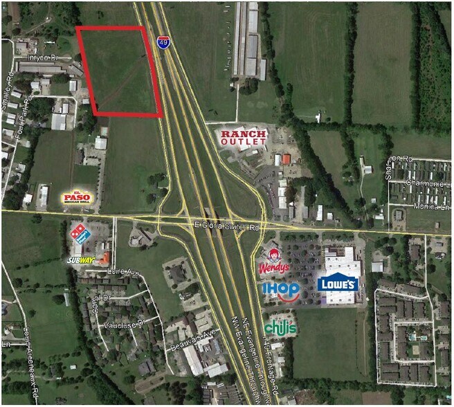 3300 NE Evangeline Trwy, Lafayette, LA for sale - Primary Photo - Image 1 of 2