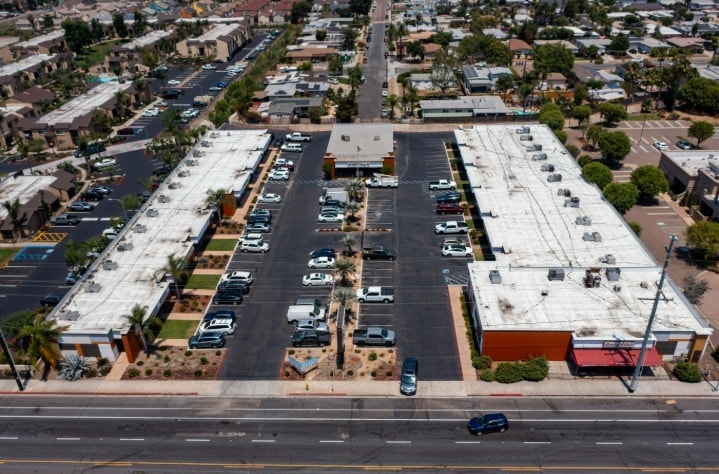 540-598 Broadway, El Cajon, CA for lease - Aerial - Image 3 of 7