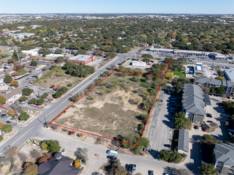 2.68 acres on Babcock rd, San Antonio, TX for sale - Building Photo - Image 3 of 17