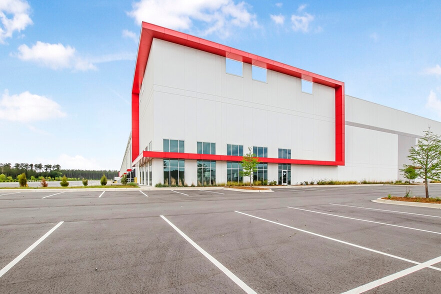 1125 Camp Hall Blvd, Ridgeville, SC for lease - Building Photo - Image 2 of 13