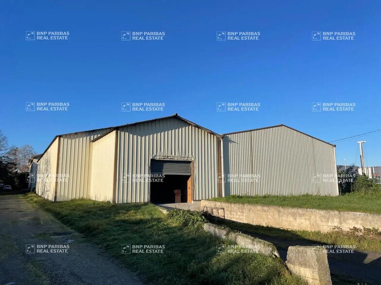 35 Chemin De Casselevres, Saint-Jory for sale - Building Photo - Image 1 of 16