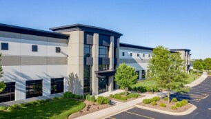 4659-4859 W Basswood Dr, Franklin, WI for lease Primary Photo- Image 1 of 5