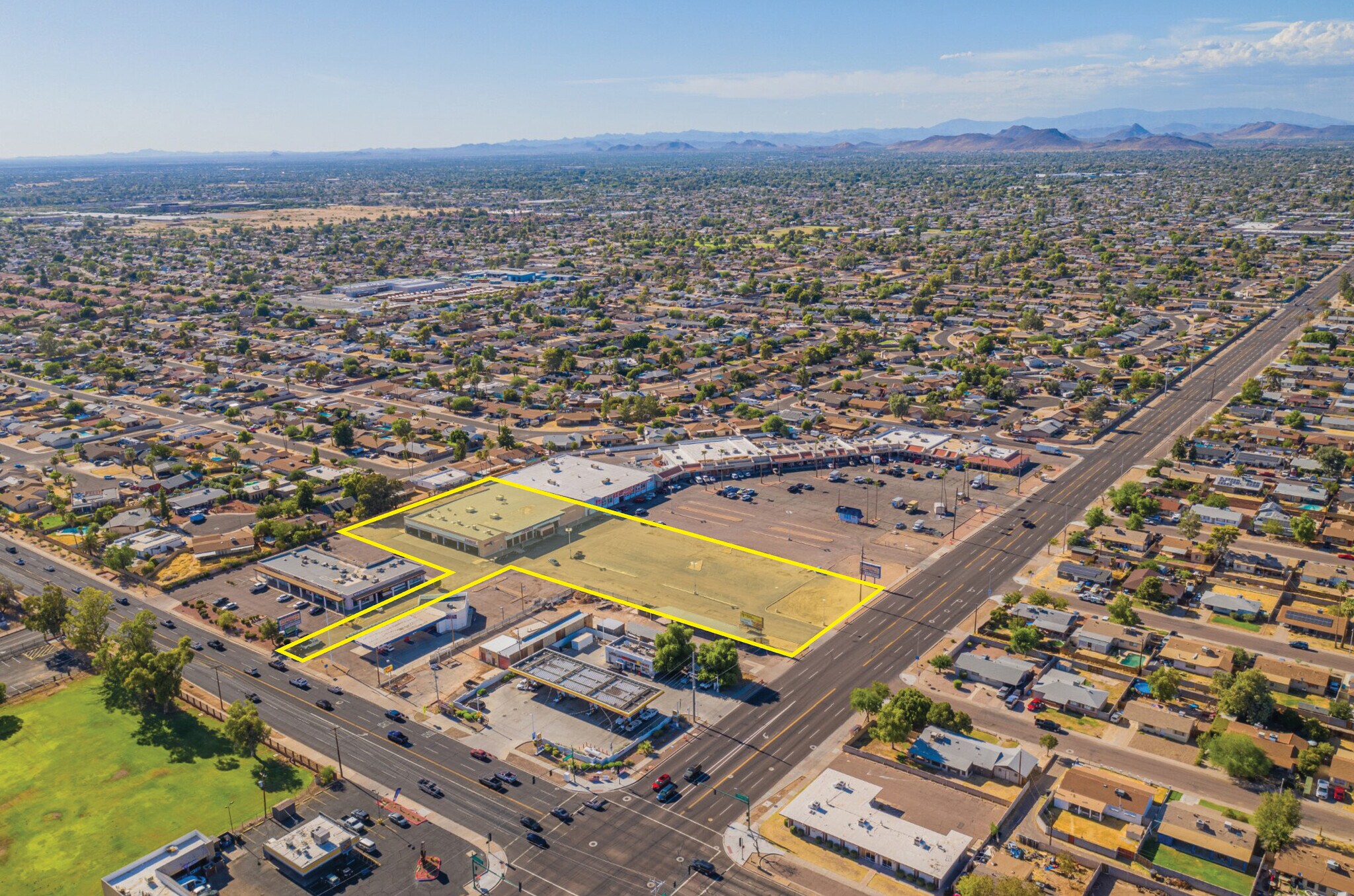 3528 W Cactus Rd, Phoenix, AZ 85029 Former Pep Boys