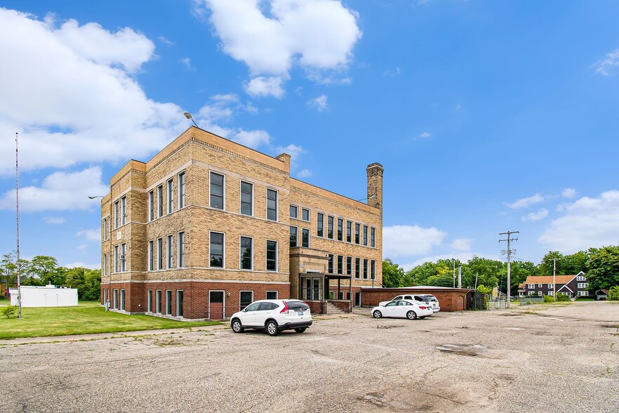 485 SW Capital Ave, Battle Creek, MI for sale - Aerial - Image 2 of 31