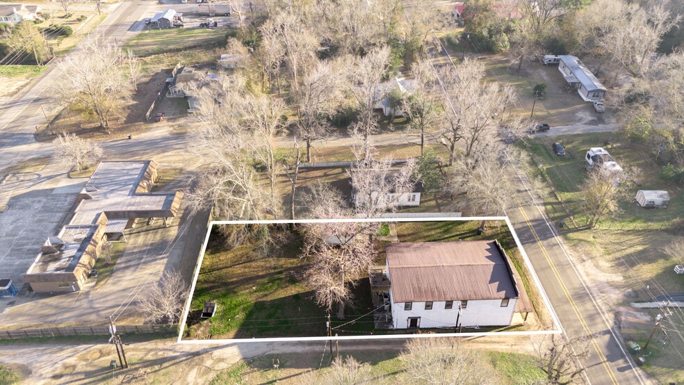 411 S Kaufman St, Newton, TX for sale - Building Photo - Image 2 of 36