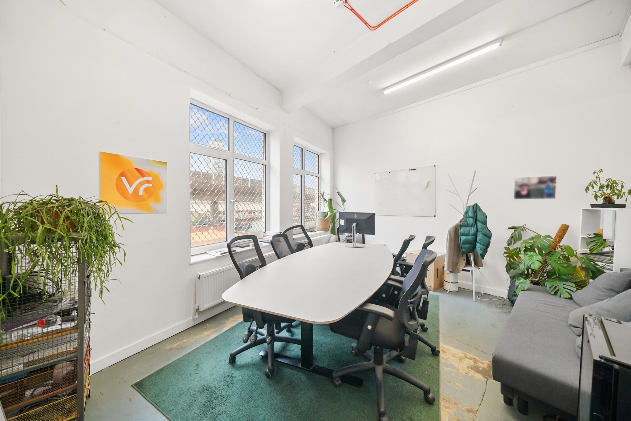 3-9 Creekside, London for lease Interior Photo- Image 1 of 8