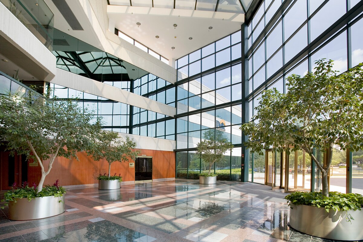 10600 Arrowhead Dr, Fairfax, VA for sale Lobby- Image 1 of 1