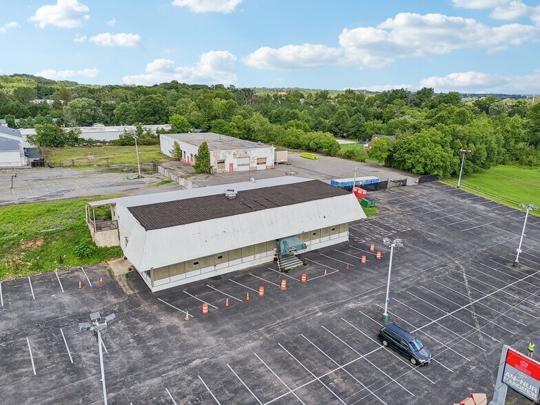 10801 Philadelphia Rd, White Marsh, MD for lease - Building Photo - Image 1 of 13