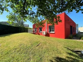 Office in Rillieux-la-Pape for lease Building Photo- Image 1 of 7