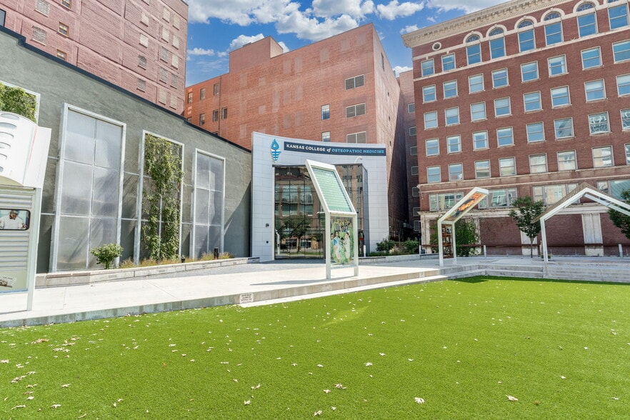 130 S Market St, Wichita, KS for lease - Building Photo - Image 2 of 9