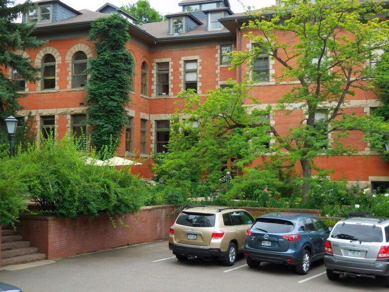 885 Arapahoe Ave, Boulder, CO for sale - Building Photo - Image 1 of 1