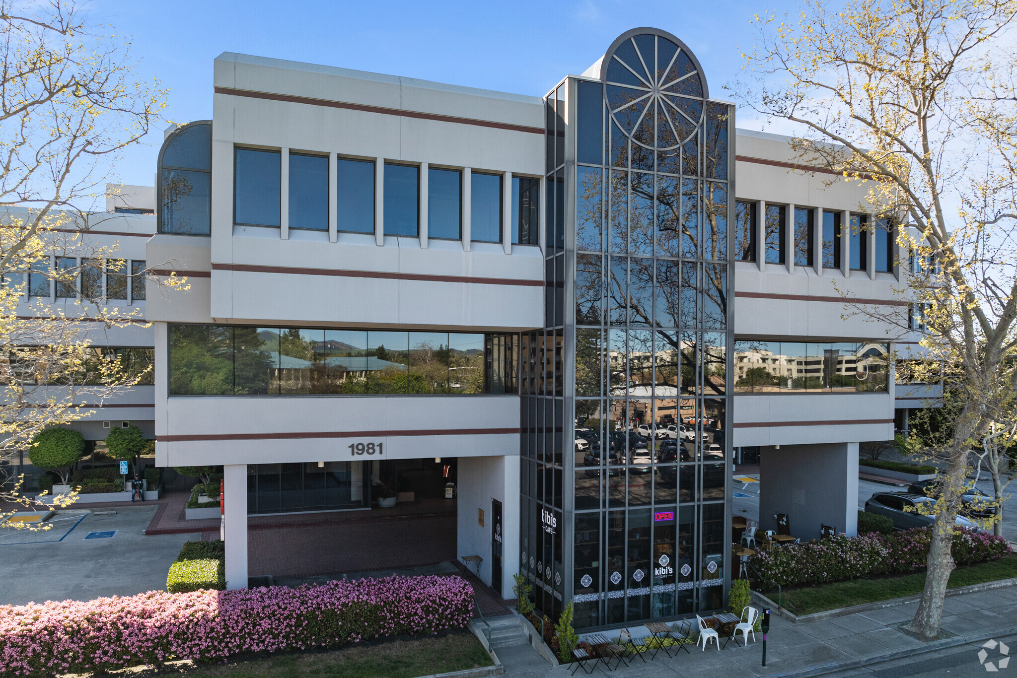 1981 N Broadway, Walnut Creek, CA for lease Building Photo- Image 1 of 8