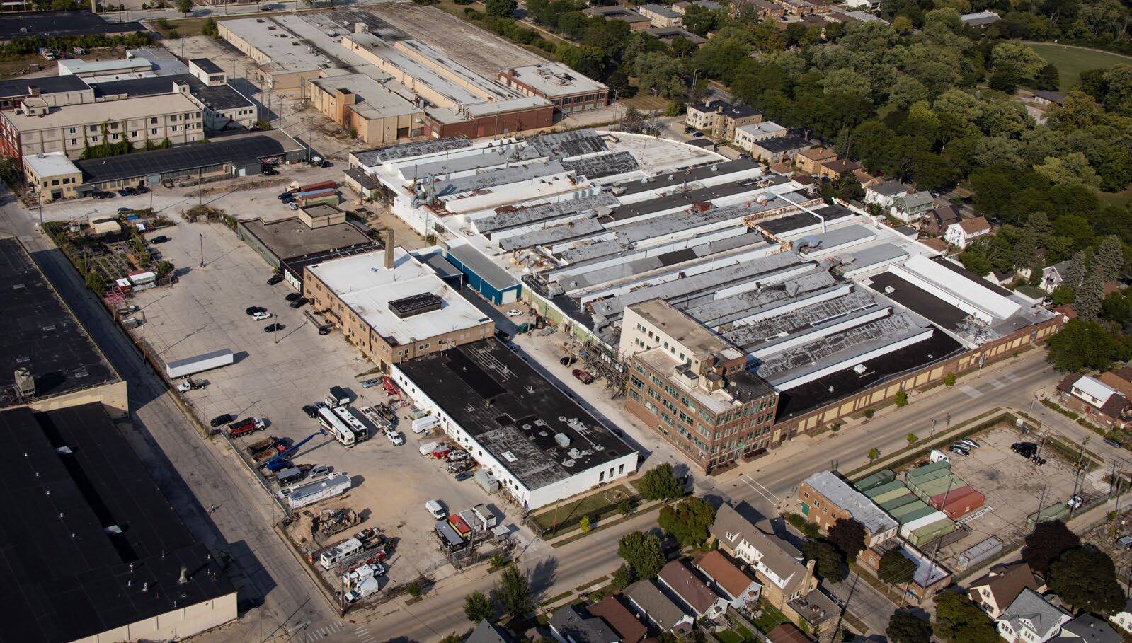 Milwaukee Industrial Complex portfolio of 4 properties for sale on LoopNet.com Building Photo- Image 1 of 4