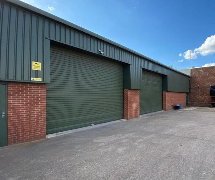 1 Common Ln, Lichfield for sale - Primary Photo - Image 1 of 1