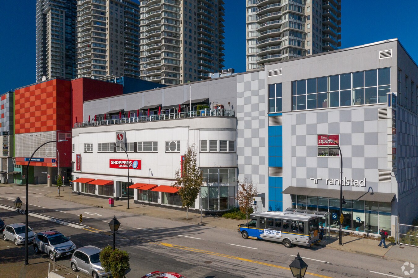 800 Carnarvon St, New Westminster, BC V3M 0G3 Shops at New West