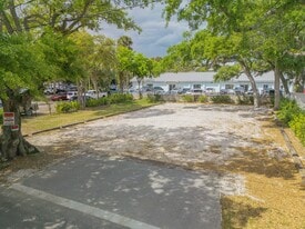 214 Columbus Ave, New Smyrna Beach Fl. 32169 - Parking Garage
