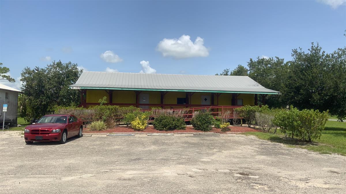 8355 Orange Ave, Fort Pierce, FL for lease Building Photo- Image 1 of 1