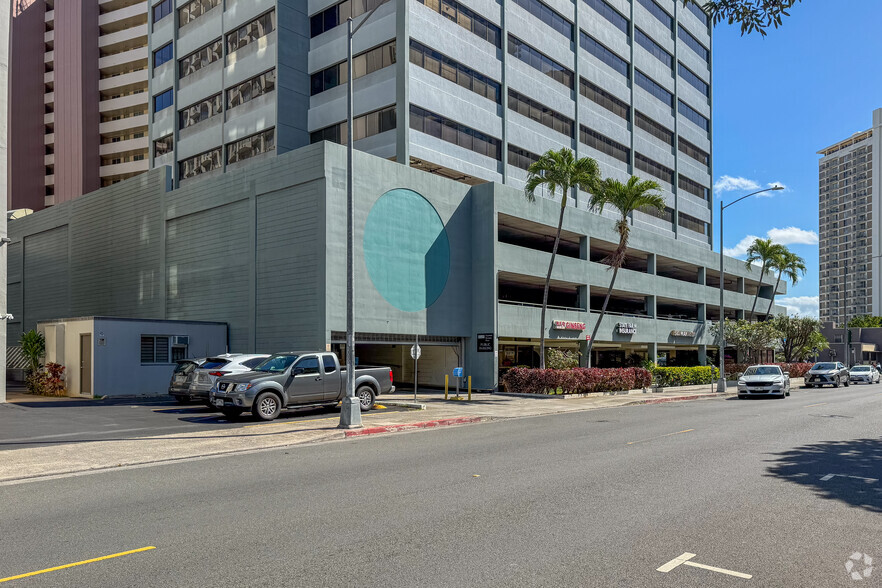 1580 Makaloa St, Honolulu, HI for lease - Building Photo - Image 2 of 6