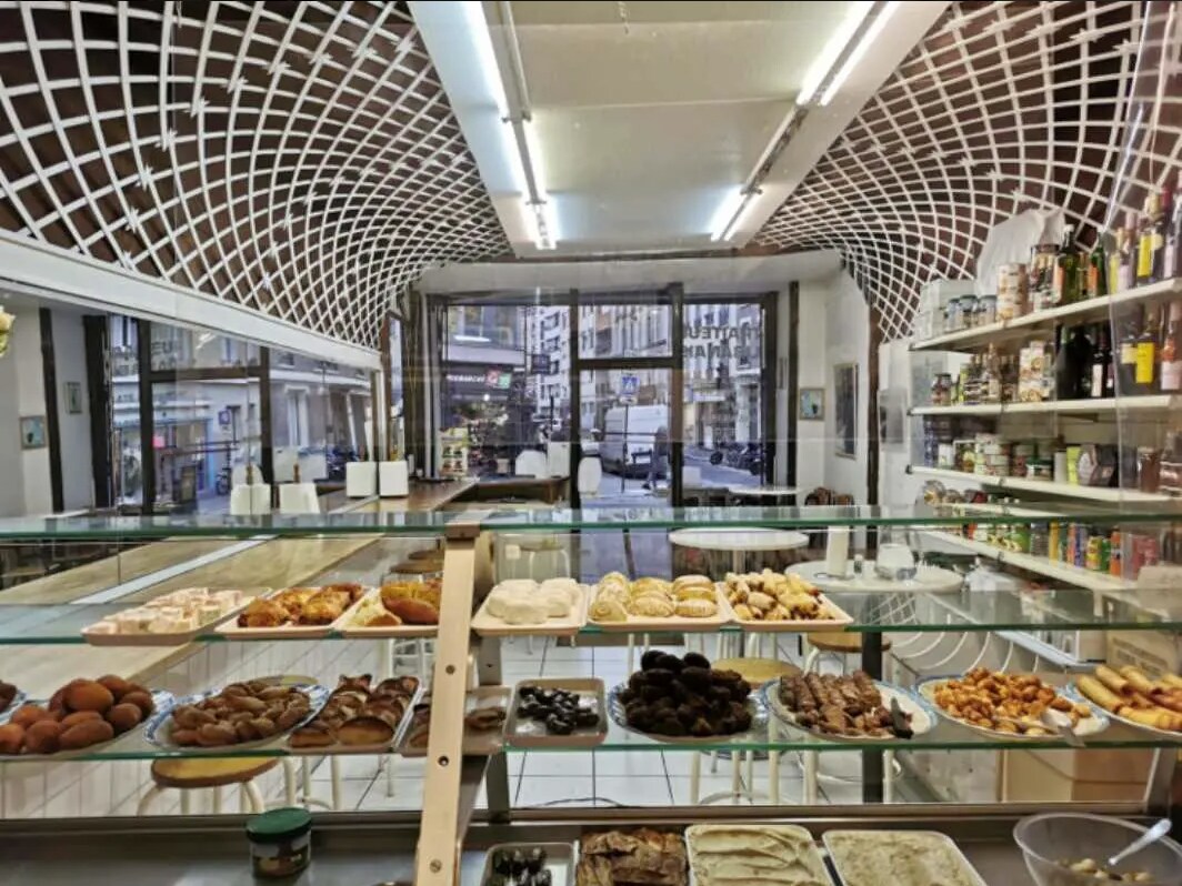 Paris, PAR 75020 - Unit 01 -  - Interior Photo - Image 1 of 1