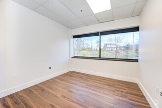 23-00 State Route 208, Fair Lawn, NJ for lease Interior Photo- Image 2 of 2