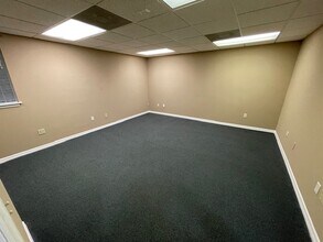 901 Douglas Ave, Altamonte Springs, FL for lease Interior Photo- Image 2 of 7