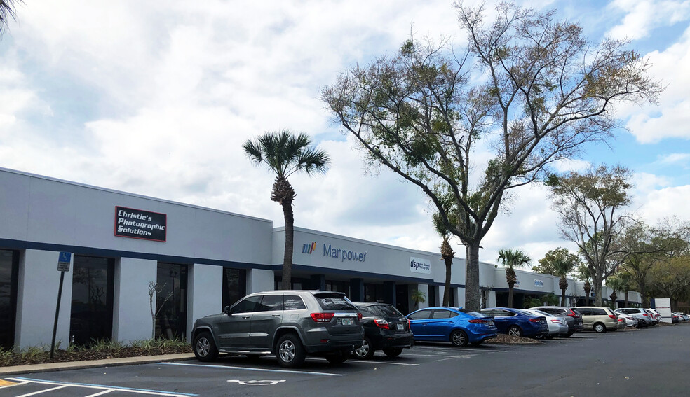 2430-2492 Sand Lake Rd, Orlando, FL for lease - Building Photo - Image 1 of 6