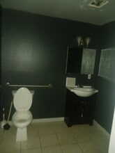 4550 E Bonanza Rd, Las Vegas, NV for lease Interior Photo- Image 1 of 4