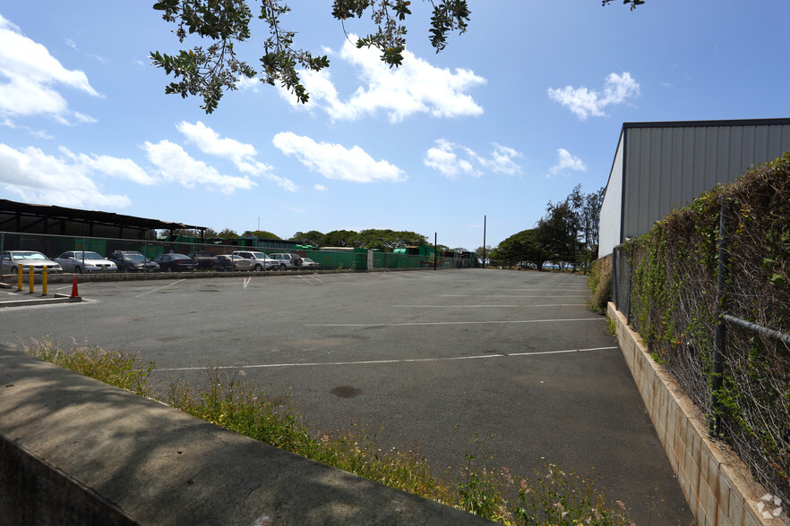 1150 Mikole St, Honolulu, HI for lease - Building Photo - Image 3 of 11