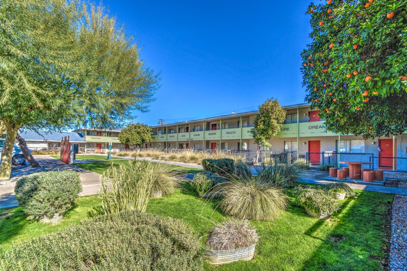 529530 E Mariposa St, Phoenix, AZ 85012