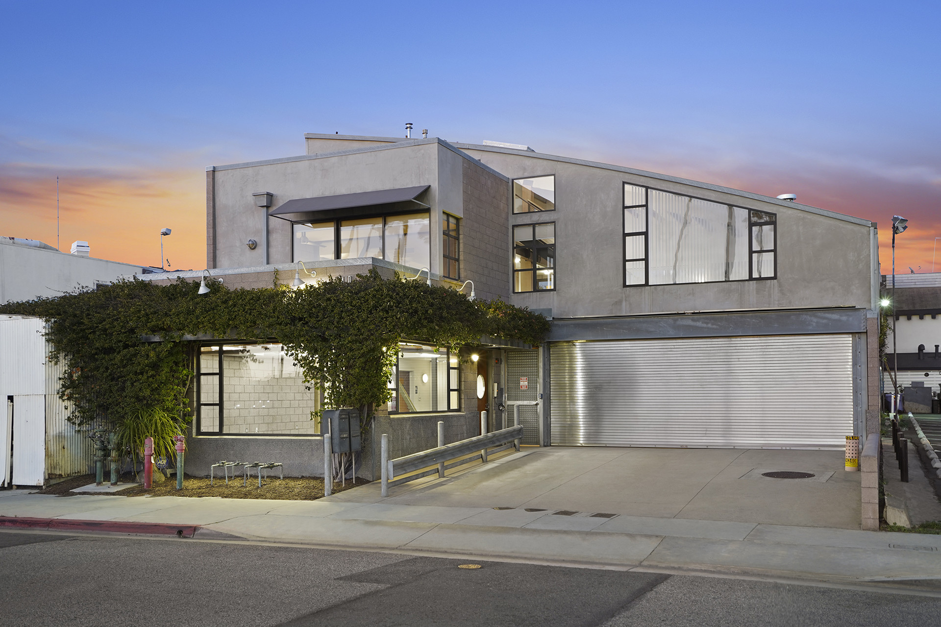 2410 Newport Blvd, Newport Beach, CA for sale Building Photo- Image 1 of 36