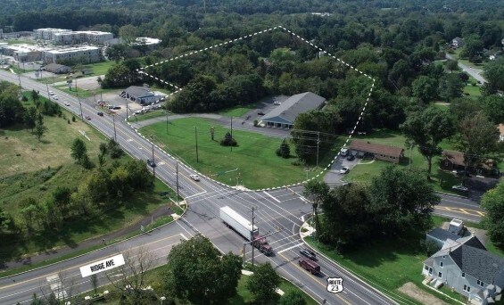 2 Ridge Rd, Phoenixville, PA for sale Primary Photo- Image 1 of 1