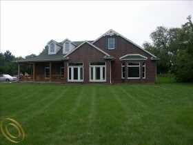 7500 Village Ct, Davisburg, MI for sale - Primary Photo - Image 1 of 1